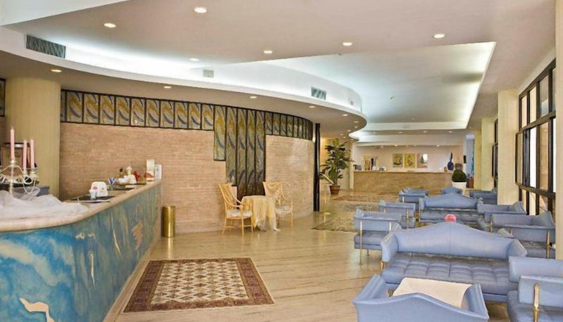 Salón - Parco Dei Principi