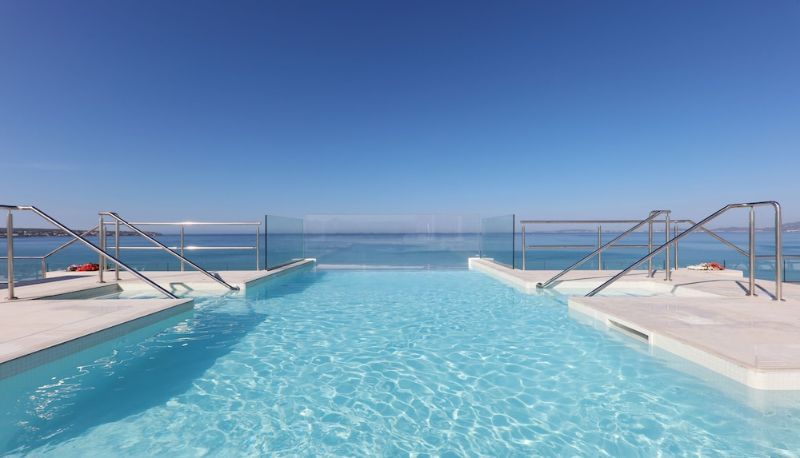 Piscina - Iberostar Waves BAHÍA DE PALMA Adults Only