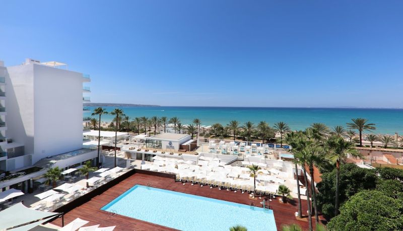 Piscina - Iberostar Waves BAHÍA DE PALMA Adults Only