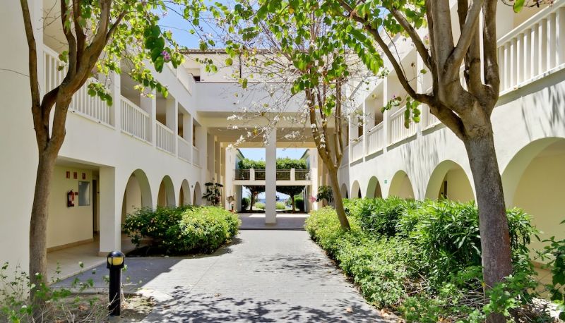 Teras - Impressive Playa Granada Golf