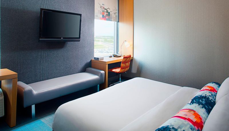 Room - Aloft Philadelphia Airport