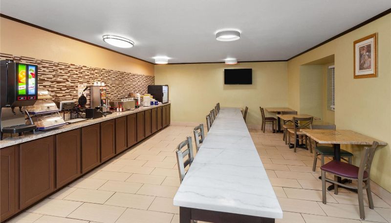 Innenbreich - Days Inn & Suites by Wyndham Spokane Airport Airway Heights