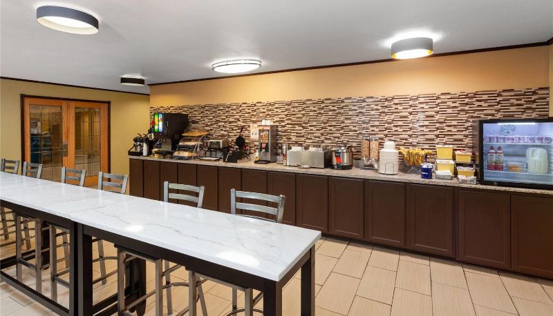Innenbreich - Days Inn & Suites by Wyndham Spokane Airport Airway Heights