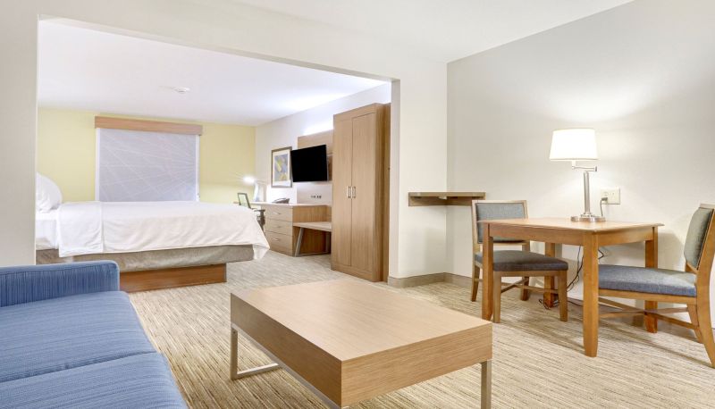 Habitación - Holiday Inn Express & Suites PORTLAND by IHG