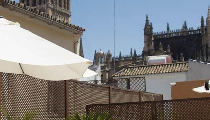 Info - Life Apartments Giralda Suites