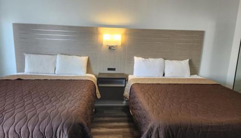 Standard room - Relax Inn