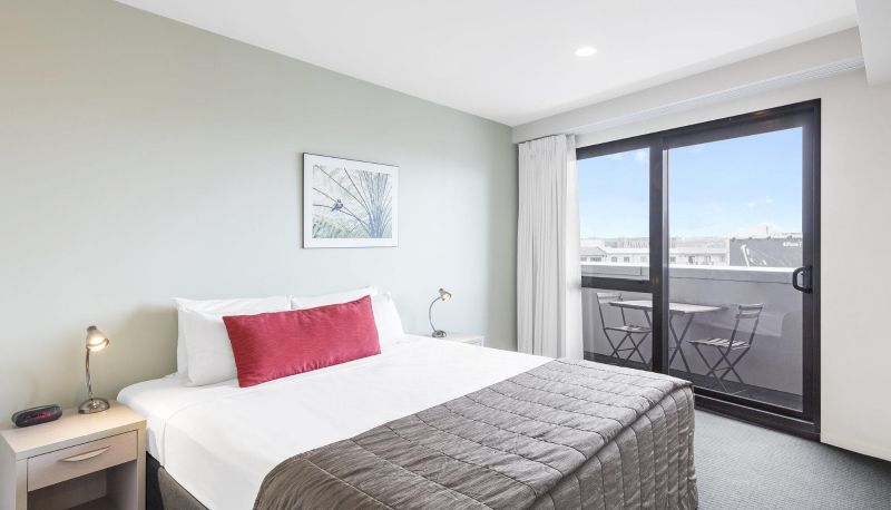 Room - Auckland City Hotel Hobson St