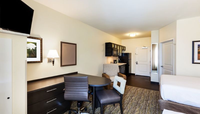 Apartment - Candlewood Suites LENEXA - OVERLAND PARK AREA by IHG