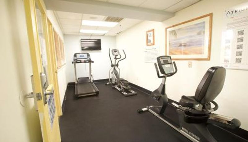 Zona de bienestar y gimnasio - Virginia Beach by Vacatia The Atrium Resort