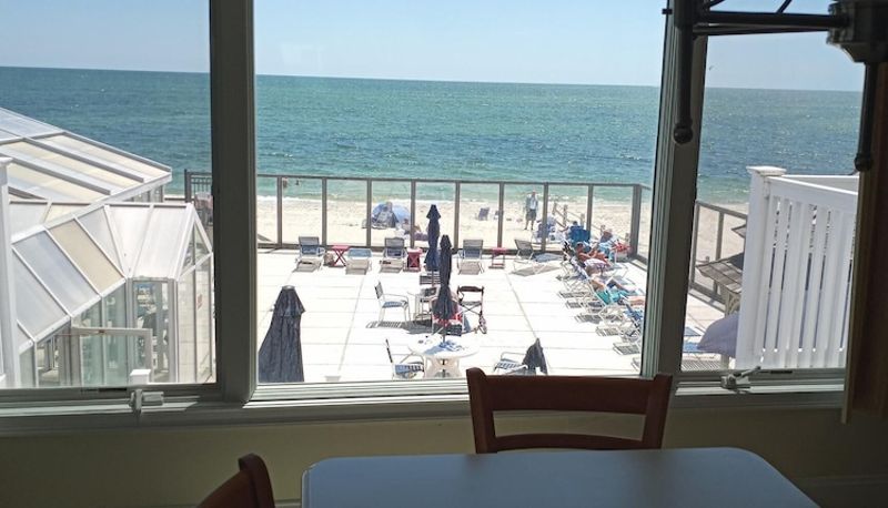 Suite - Ocean Club on Smuggler's Beach