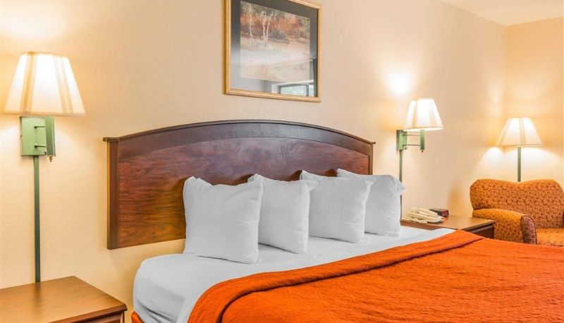 Pokój - Quality Inn Pell City I-20 exit 158