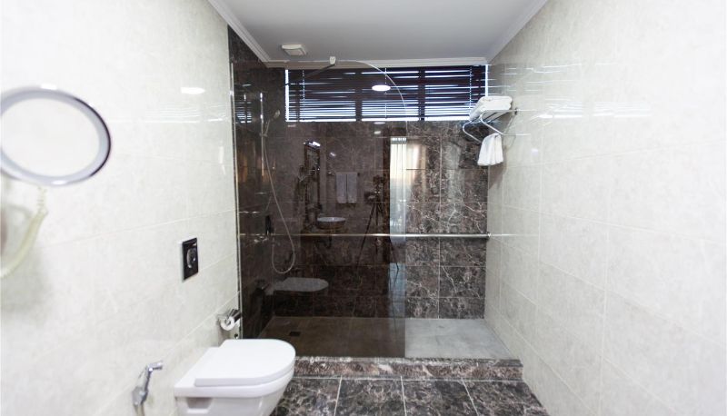 Zimmer - Ramada by Wyndham Baku