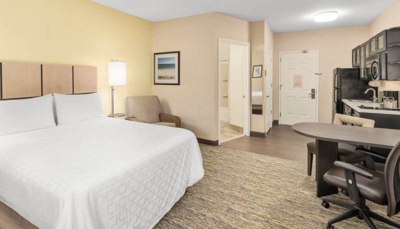 Room - Candlewood Suites DESTIN-SANDESTIN AREA by IHG