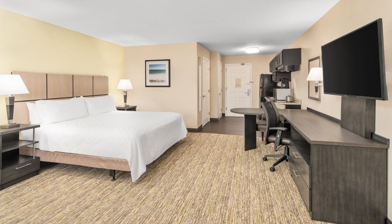 Room - Candlewood Suites DESTIN-SANDESTIN AREA by IHG