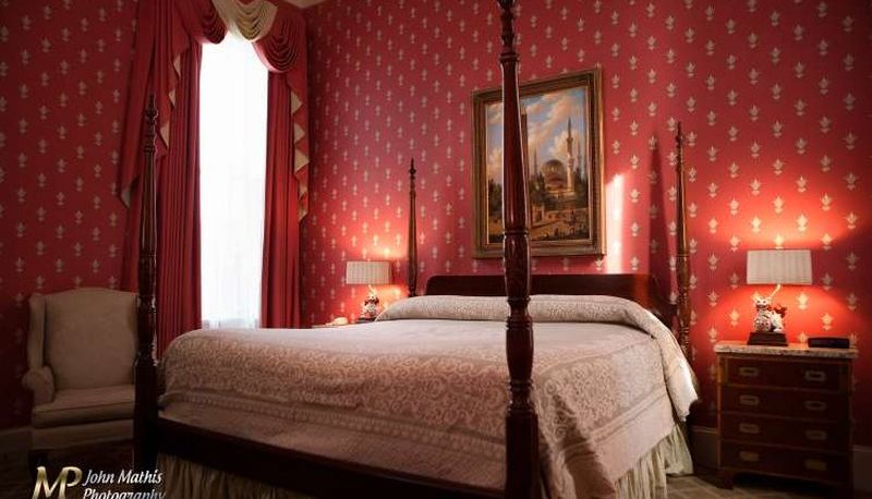 Room - The Eola Hotel