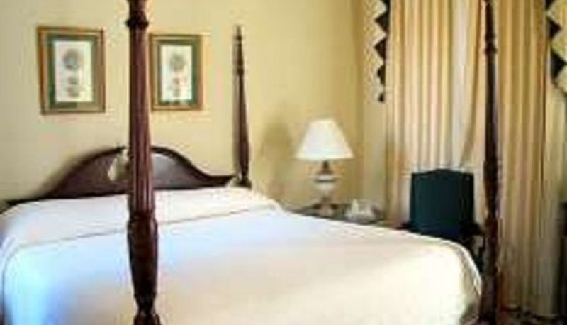 Room - The Eola Hotel