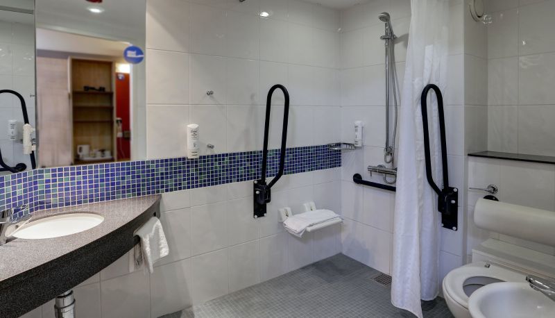 Room - Holiday Inn Express FOLKESTONE - CHANNEL TUNNEL by IHG