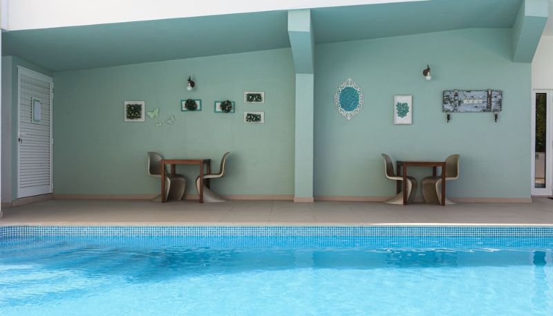 Piscina - Boutique Hotel Casa do Outeiro - Arts & Crafts Hotel