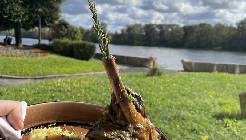 Restaurant - Les Bords de Seine Logis