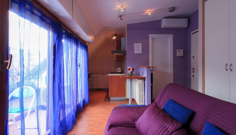 Info - Residence House Aramis Down Town