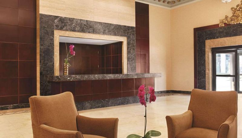 Hal - Radisson Hotel Toronto Airport West