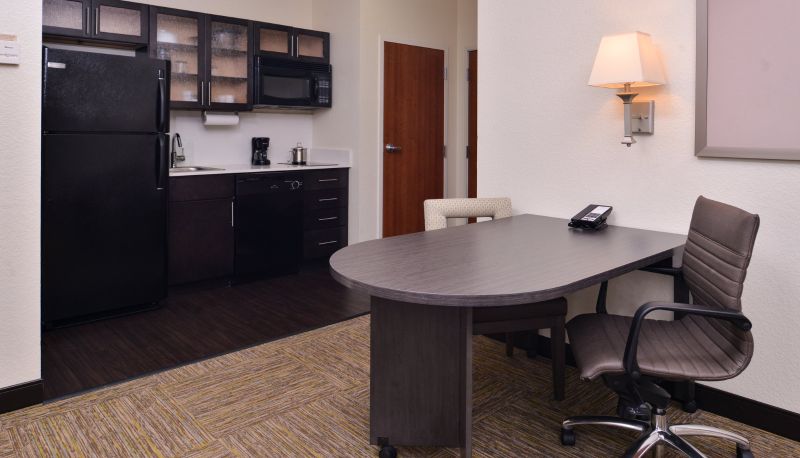 Room - Candlewood Suites TERRE HAUTE by IHG