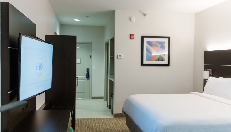 Camera - Holiday Inn Express & Suites GREENVILLE by IHG