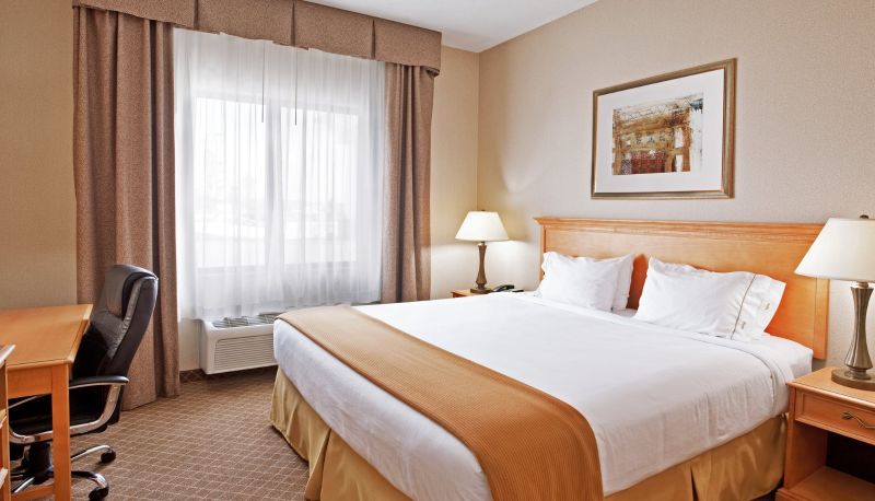 Chambre - Holiday Inn Express & Suites CHESTERFIELD - SELFRIDGE AREA by IHG
