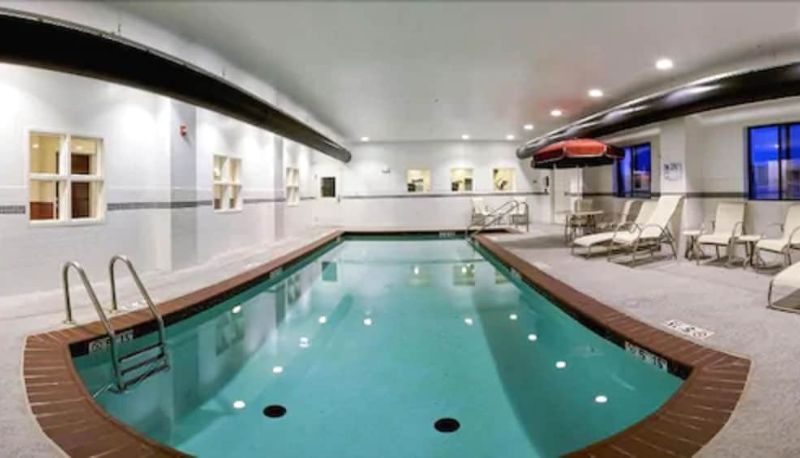 Pool - Holiday Inn Express & Suites BARTLESVILLE by IHG