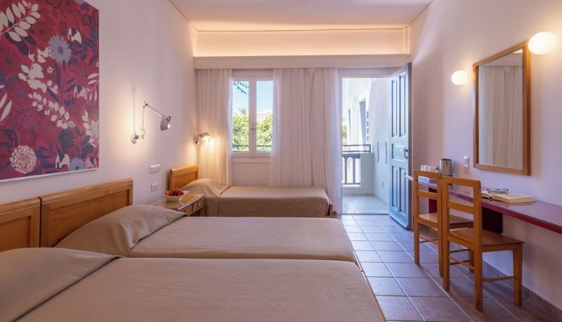 Quarto triplo - Rosebay Hotel