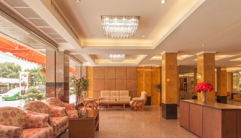 Lobby - Tara Lake Hotel