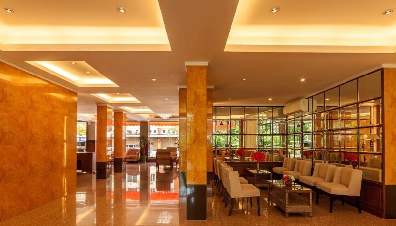 Lobby - Tara Lake Hotel