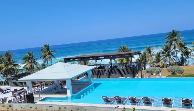 プール - Hotel El Guajataca