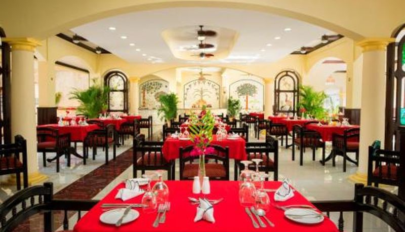 Restoran içinde kahvaltı salonu - SeaGarden Beach Resort - All Inclusive