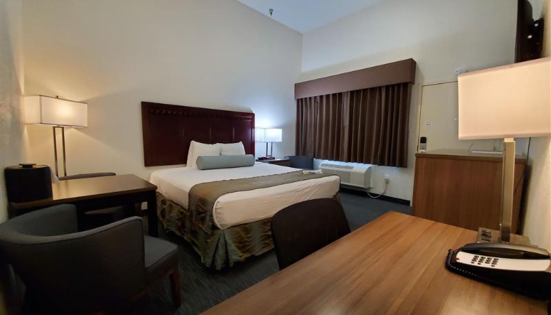 Camera - Best Western Plus Main Street Inn