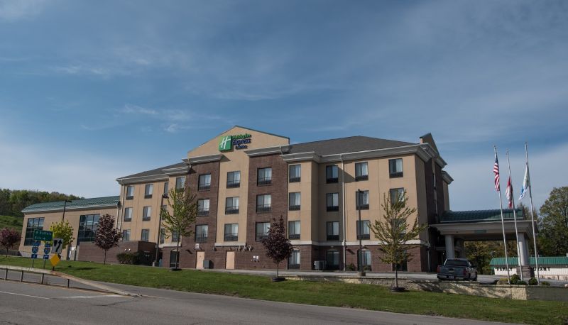 Info - Holiday Inn Express & Suites NORTH EAST (ERIE I-90 EXIT 41) by IHG