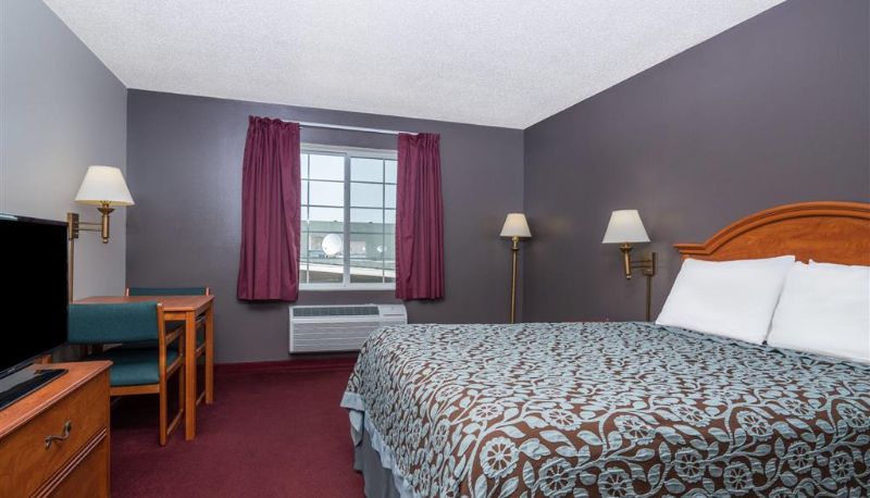 Room - Days Inn by Wyndham Fargo/Casselton