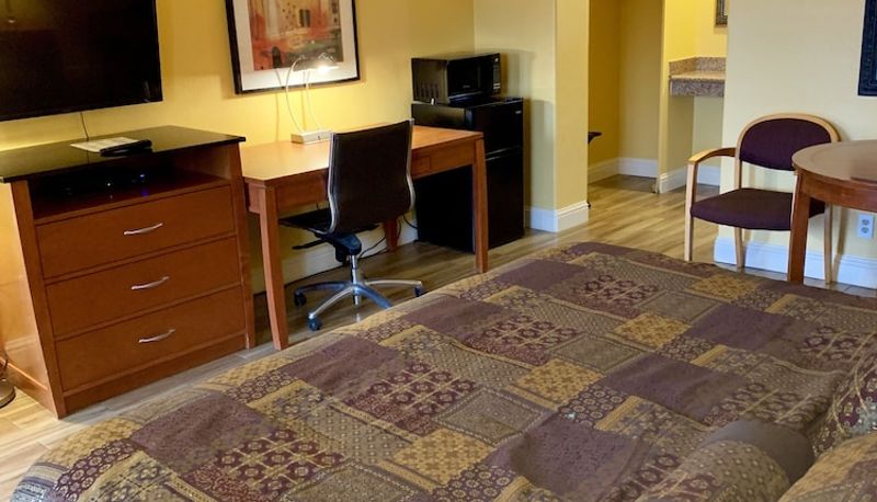 Standardzimmer - Town & Country Motel