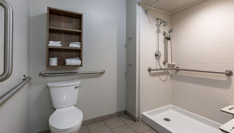 Zimmer - MainStay Suites Coeur dAlene
