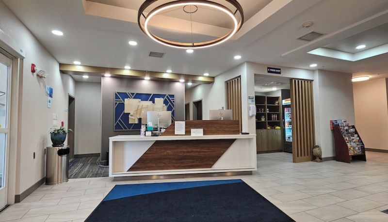 Recepción - Holiday Inn Express & Suites TWIN FALLS by IHG
