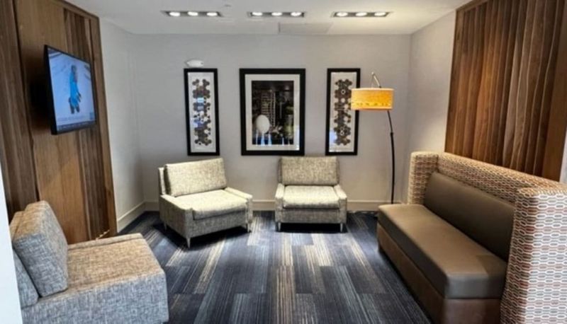 ホテルの屋外エリア - Holiday Inn Express & Suites DENVER AIRPORT by IHG