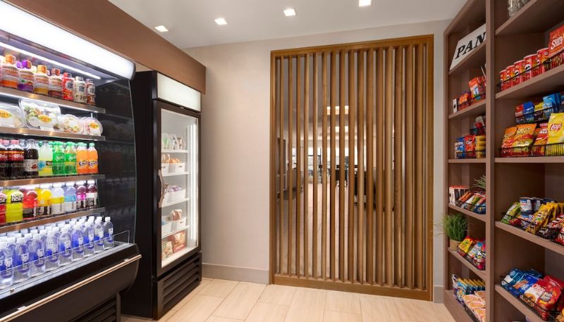 インフォメーションセンター - Holiday Inn Express & Suites DENVER AIRPORT by IHG