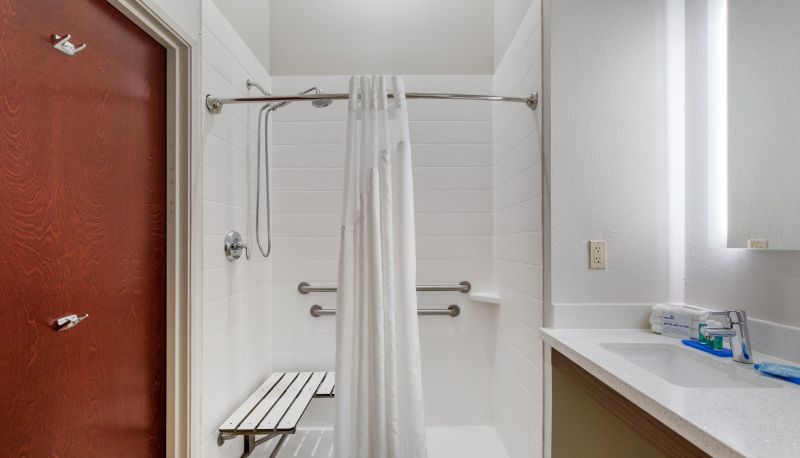 Zimmer - Holiday Inn Express & Suites HOUSTON-ALVIN by IHG