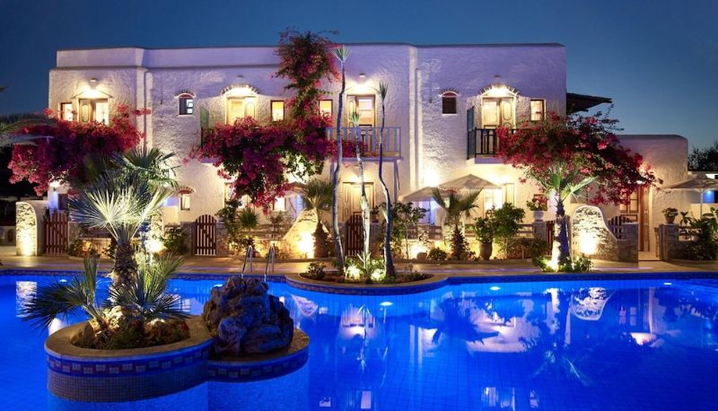 Piscina - Hotel Polikandia