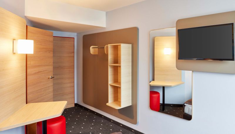 Room - B&B Hotel Saarbrücken-HBF