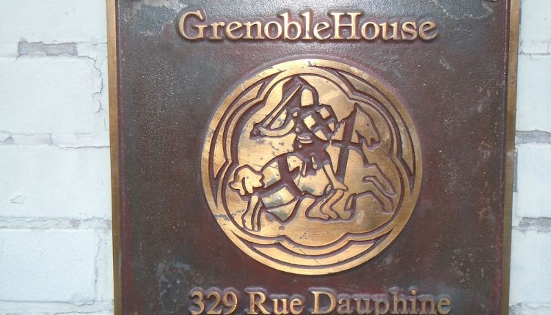 Buitenruimte van het hotel - Grenoble House