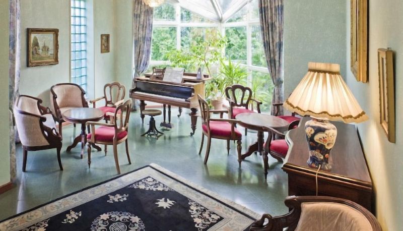 Hall - Hotel Panzió 100