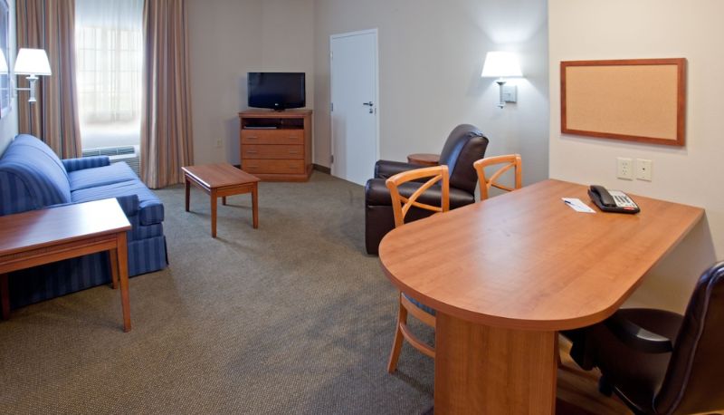 Standart oda - Candlewood Suites LEAGUE CITY by IHG