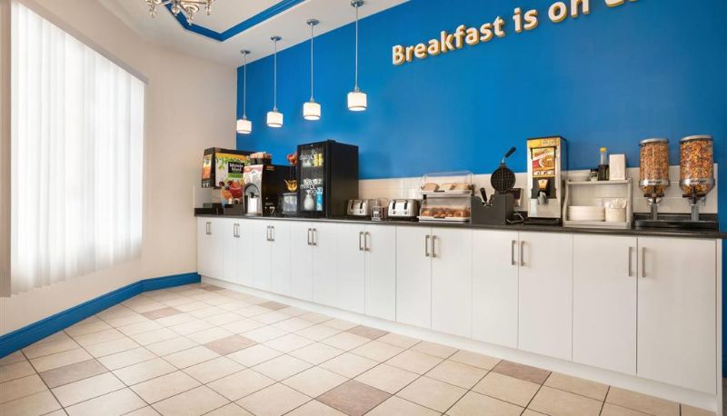 Restauracja - Days Inn by Wyndham Hamilton
