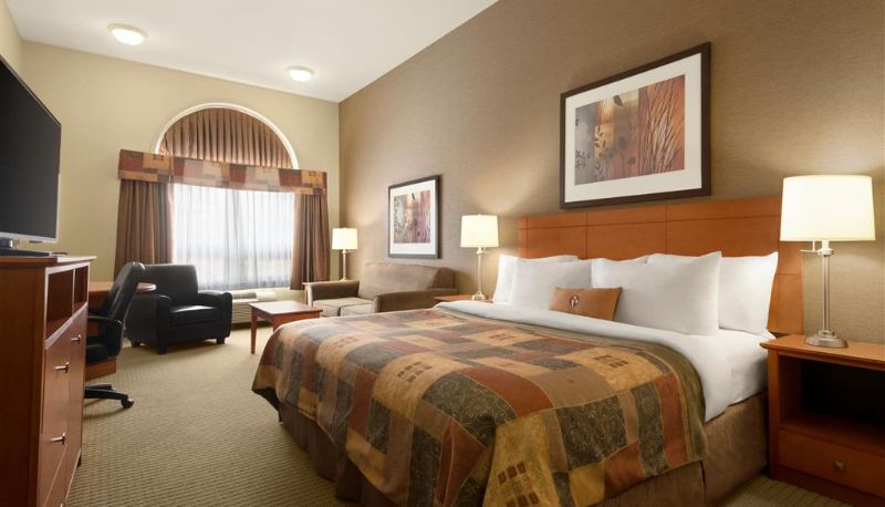 Camera - Ramada by Wyndham Drayton Valley